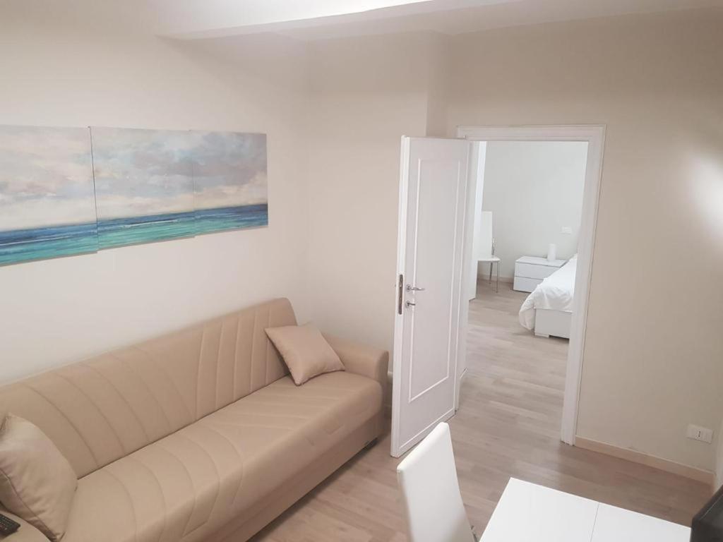Trilocale Nel Centro Di Sampierdarena Apartment Genoa Exterior photo